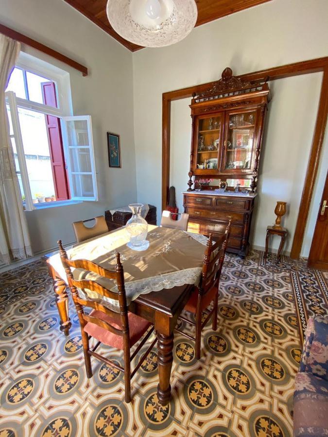 Shared House , Private Rooms With Garden Chania  Luaran gambar